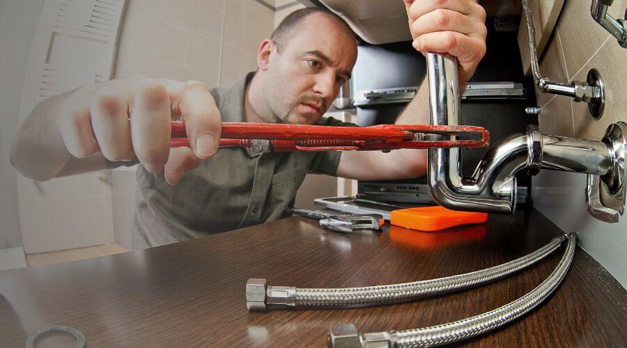 Professional emergency plumbing in Clare, MI